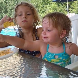 Meet your Posher, Stacee